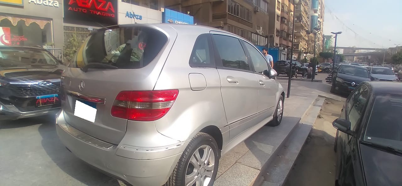 Mercedes-benz B160