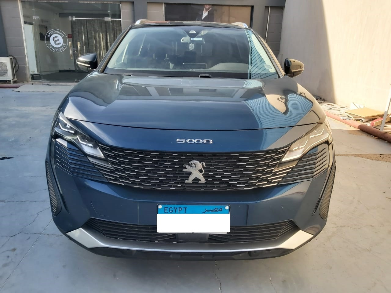 PEUGEOT 5008